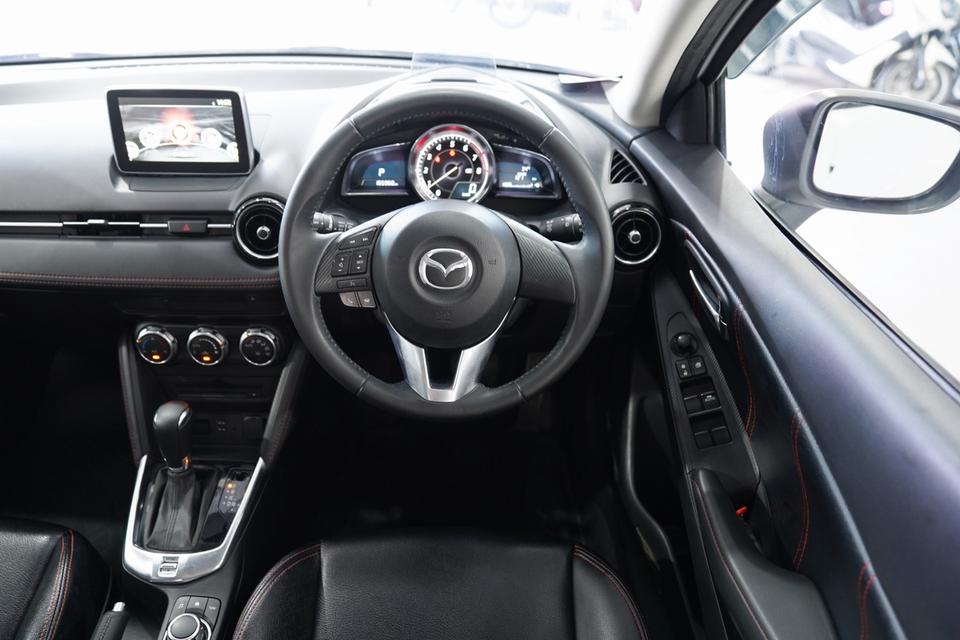 MAZDA 2 1.3 HIGH CONNECT AT ปี 2016 สีีขาว 10