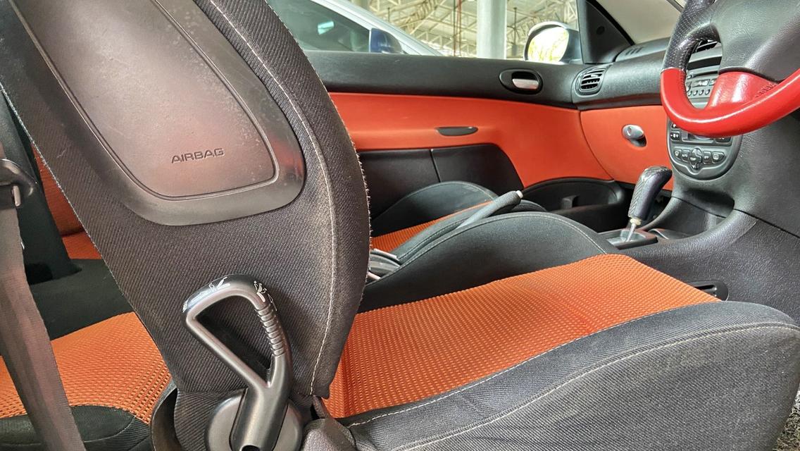 Rare Item สองประตู Peugeot 206A ปี 2003 รูปที่ 12