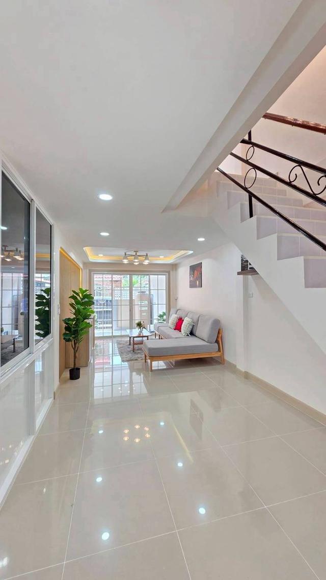 🪴หมู่บ้านพระปิ่น3  บางใหญ่ 🪴ทาวน์เฮ้าส์ 2 ชั้น หลังริม  มีระเบียงรับลมด้านหลังบ้าน มีพื้นที่ด้านข้าง  หมู่บ้านติดถนนกาญจนาฯ บางใหญ่ 12