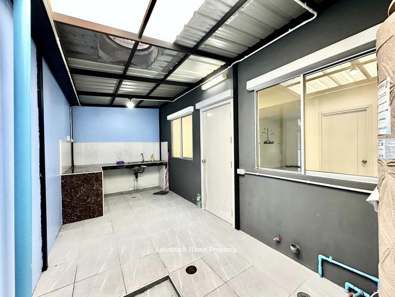 LM25-0138 ขายทาวน์เฮ้าส์ 2 ชั้น พฤกษาวิลล์ 93 นครอินทร์ ราชพฤกษ์ เนื้อที่ 23.2 ตรว 3นอน 2น้า ใกล้ รร.เด่นหล้า 7