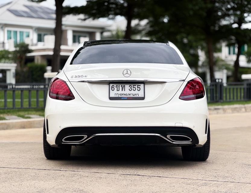 Benz C220d AMG Dynamic รุ่น Top ดีเซลล้วน W205 ปี 2022 หลังคาแก้ว เจ้าของเดียว ใช้งาน 6 หมื่นโล วารันตีศูนย์ถึง 2027 รูปที่ 5