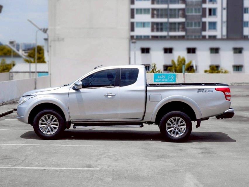 รหัสรถ QT115 Mitsubishi Triton Megacab 2.4 GLS Limited Plus เกียร์ M/T สีบรอนซ์เทา ปี 2015 10