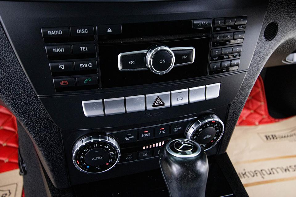 BENZ C-CLASS C200 CGI BE W204 2013  12