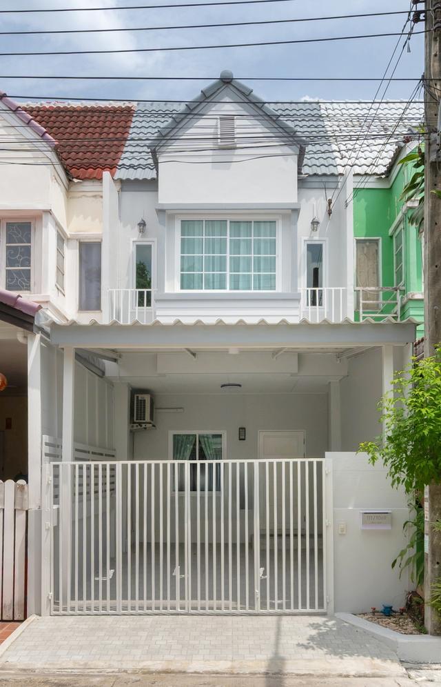 หมู่บ้านเฟิร์สโฮม วัชรพล 1