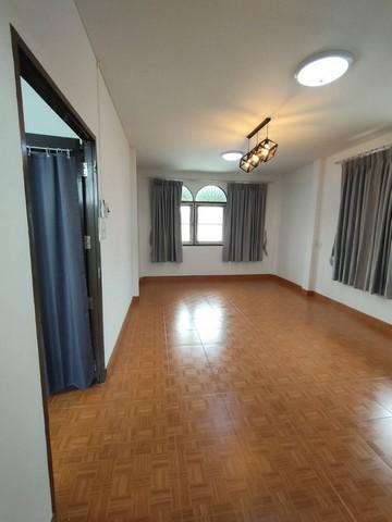 ให้เช่าบ้านเดี่ยว2ชั้น60ตร.วย่านโชคชัย4ลาดพร้าวลาดพร้าววังหินเสนานิคม เหมาะอยู่อาศัยและทำโฮมออฟฟิศใกล้MRTโชคชัย4ที่จอดรถ 5 คัน 10