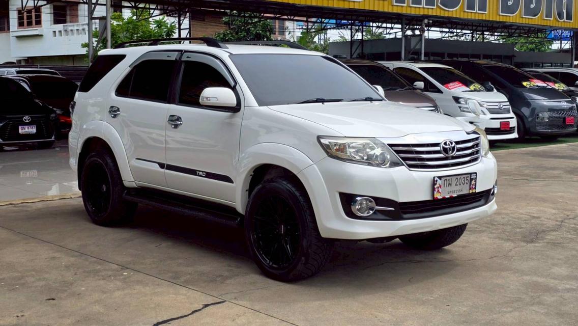 TOYOTA FORTUNER, 2.7 V ปี 2014 โฉม ปี11-15