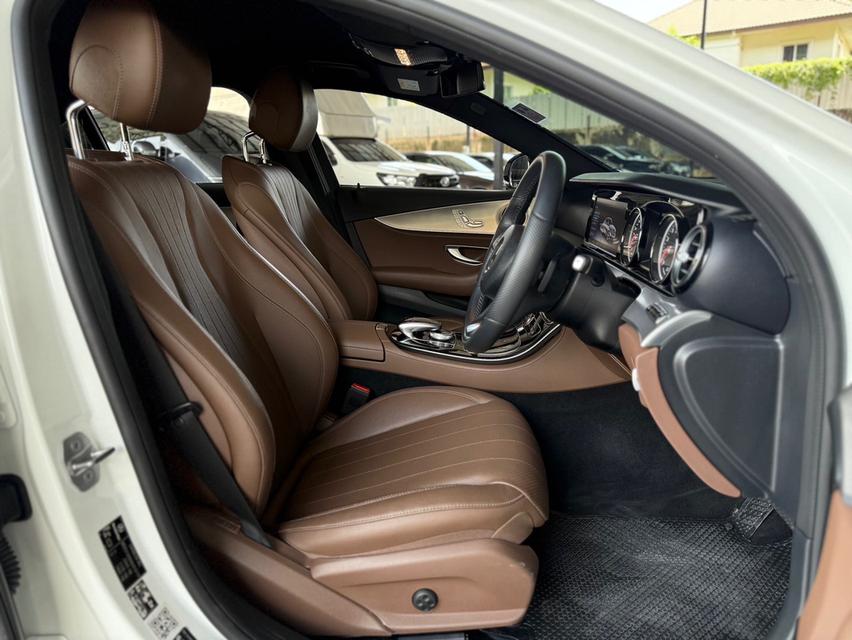 BENZ E-CLASS E350e 2.0 AVANTGARDE W213 2018 10