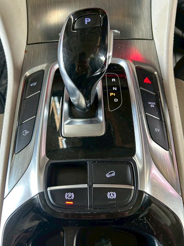 ขายรถ MG HS 1.5 PHEV AT ปี 2022 มือเดียว สภาพดี 14