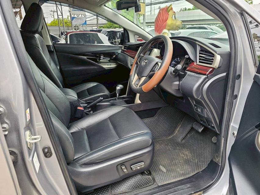ขาย Toyota innova 2.8V ปี17 8