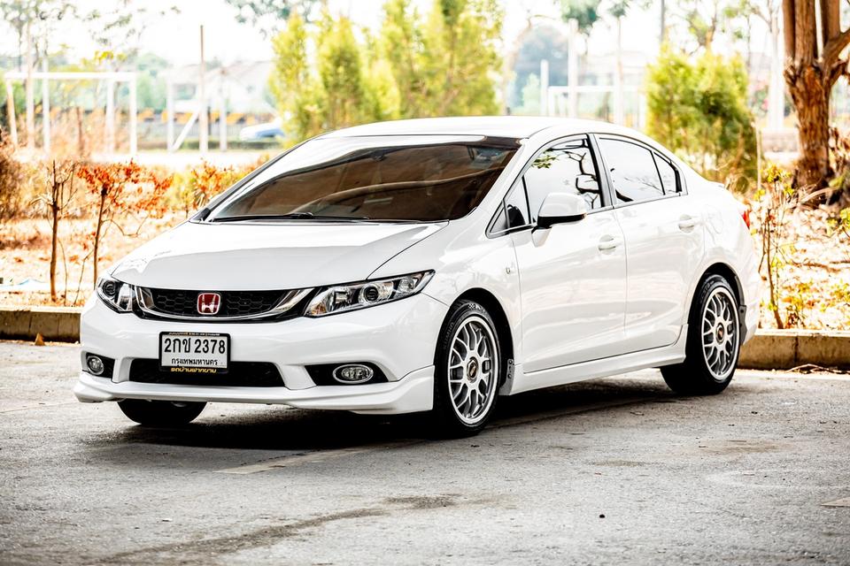 Honda Civic Fb 1.8S สีขาว ปี 2013 แท้ เกียร์ออโต้ 