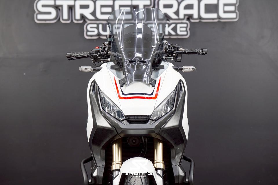 HONDA X-ADV750 2017 สีขาวหล่อๆ ปั๊มบน RCB รูปที่ 5