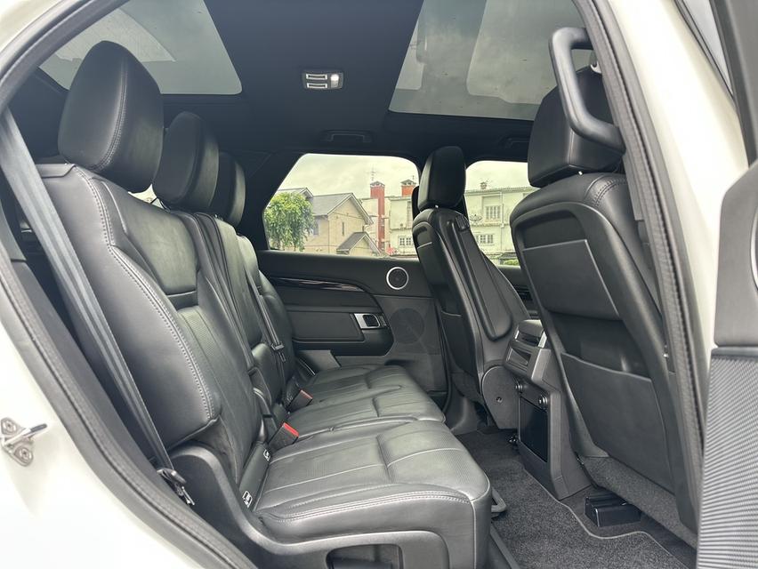 LandRover Discovery 3.0L AWD  ปี2020 19