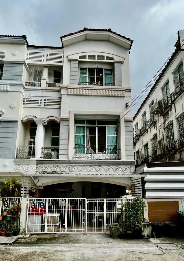 ขายด่วน บ้านกลางเมืองลาดพร้าว-โยธินพัฒนา ซอยประดิษฐ์มนูธรรม 19 21 ตร.ว. 5 นาทีถึงเซ็นทรัล อีสต์วิลล์ 1