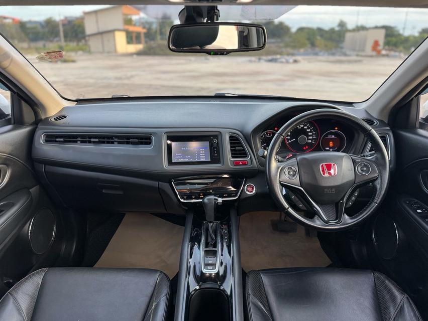 HONDA HRV 1.8 EL SUNROOF ปี 16. สีขาว ออโต้  สวยหรูสปอร์ตน่าขับมากๆ  13