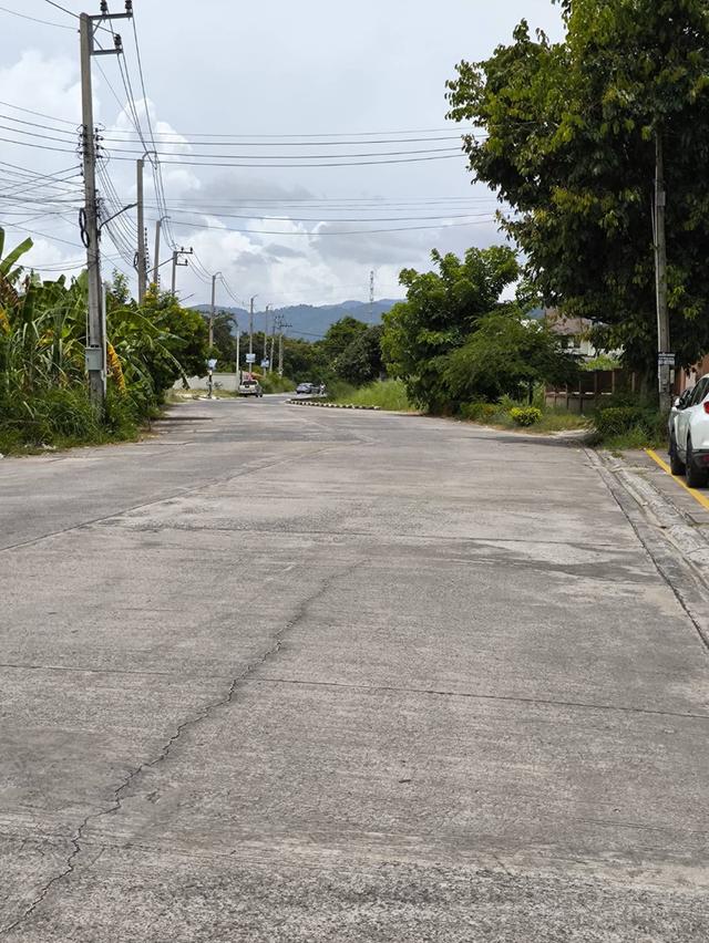 ที่ดินสี่เหลี่ยมสวยงามถมแล้วบรรยากาศเยี่ยม สาธารณูปโภคพร้อม ปลูกบ้านได้ทันที 3