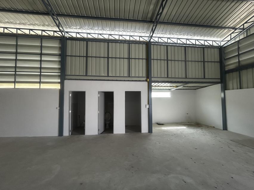 โกดังใหม่ให้เช่า ถนนพุทธมณฑลสาย1 5