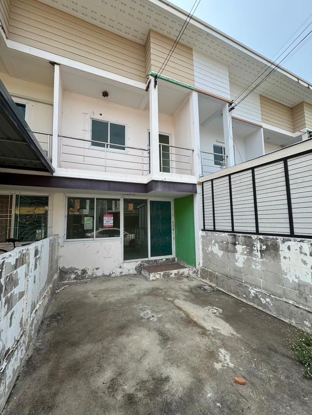 ขายทาวน์เฮ้าส์ 2 ชั้น หมู่บ้านเรืองสุข ซอยบุญวัฒนา 7 ตำบลหัวทะเล อำเภอเมืองนครราชสีมา จังหวัดนครราชสีมา 1