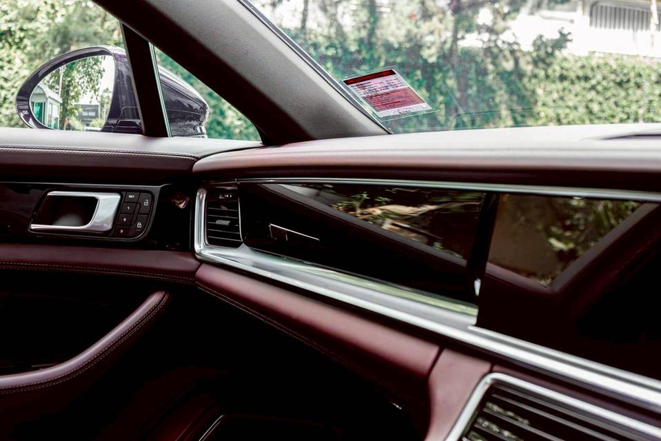 2023 Porsche Panamera 4 E-Hybrid Executive ไมล์ 6,000 ใหม่กริ๊บ แต่คุ้มกว่าป้ายแดงตั้ง 3.ล้านบาท 17