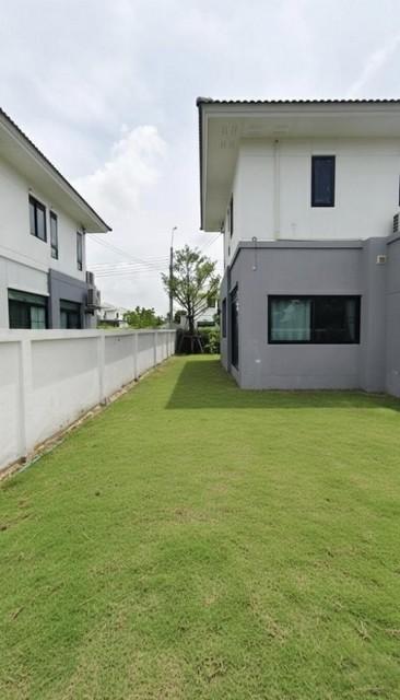 ขาย บ้านเดี่ยว หมู่บ้าน มายโฮมซิลเวอร์เลค ซอยสุวินทวงศ์ 78 My Home Silver Lake พื้นที่สวนใหญ่มาก
