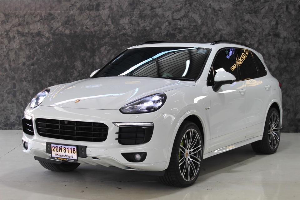 รหัสรถ JRS8118 เข้าใหม่กับ Porsche Cayenne SE Hybrid 2016