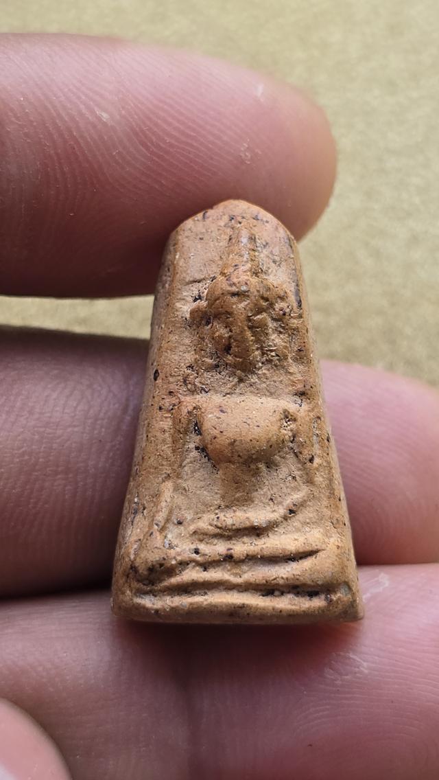 พระผงสุพรรณพิมพ์หน้าแก่