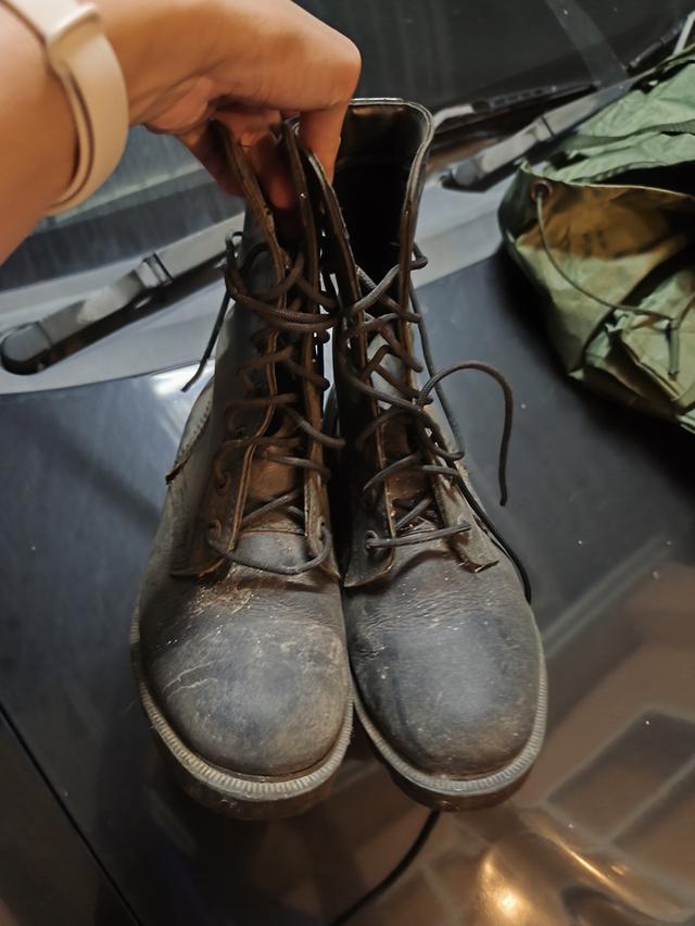 รองเท้าคอมแบท เบอร์ 6