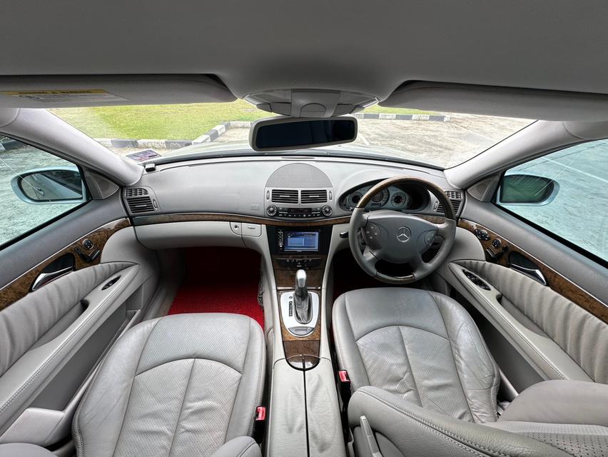 BENZ E240 W211 2.6 AVANTGARDE 9