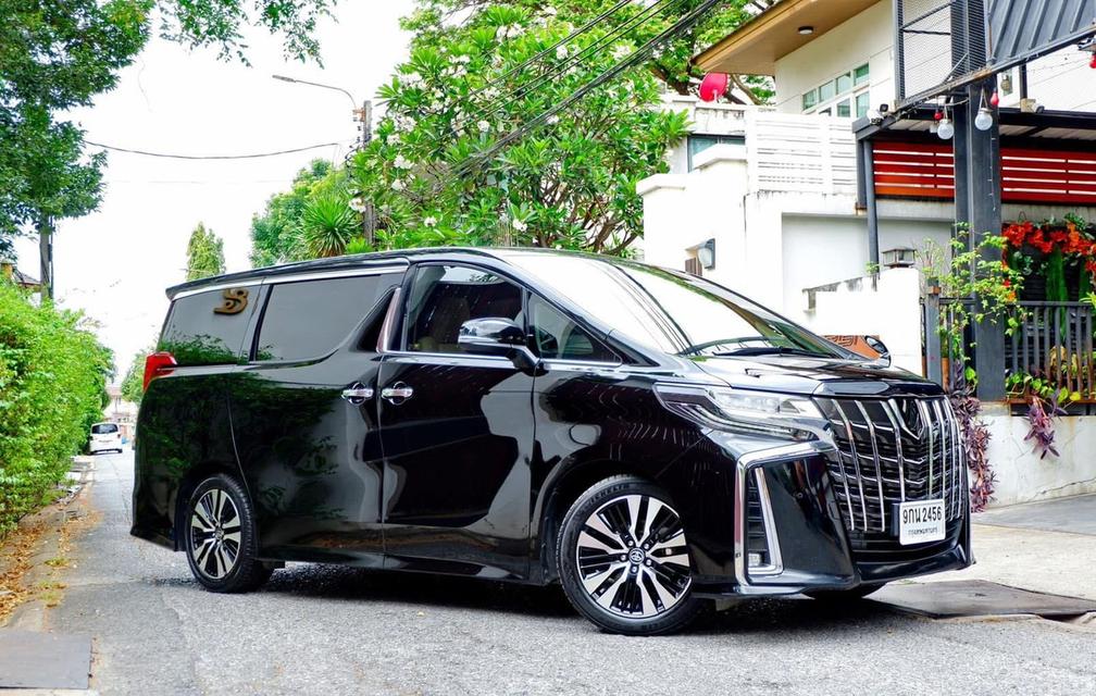 TOYOTA ALPHARD 2.5 SC Package ปี 2019 ไมล์ 150000 km.
