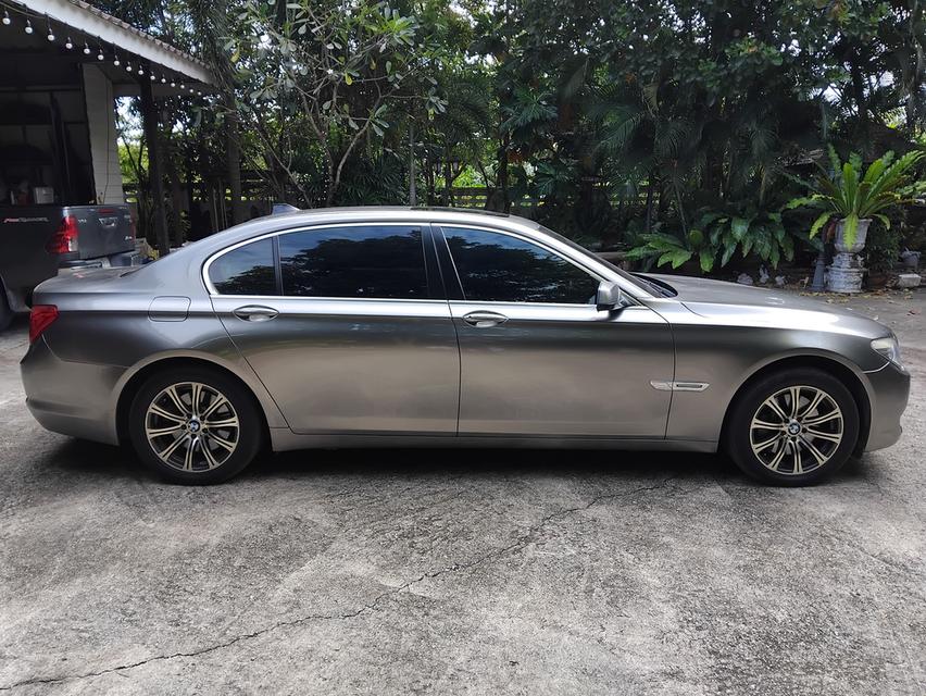 ขายรถบัาน เจัาของขายเอง BMW 730LD ปี 2012 สีบรอนซ์ทอง ไมล์แท้ 184,041 กม. ฟูลออฟชั่นแต่ง M sport