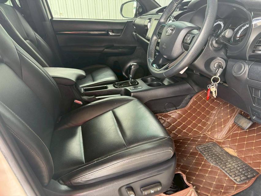 Toyota Revo 2.4Rocco ปี20 10