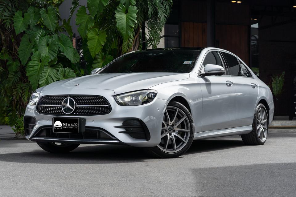 “Mercedes-Benz E300e AMG Dynamic” ปี2023