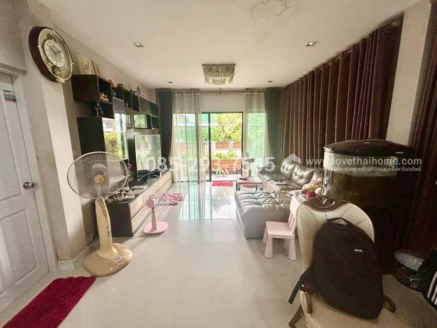 ขายบ้านเดี่ยว 2 ชั้น หมู่บ้านสถาพร รังสิต คลอง4 พื้นที่ 73 ตรว หลังมุม ต้นโครงการ พร้อมเข้าอยู่ ทำเลดีเยี่ยม ติดโลตัส คลอง4 6