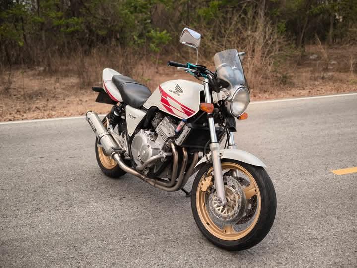 Honda CB400 1993 4