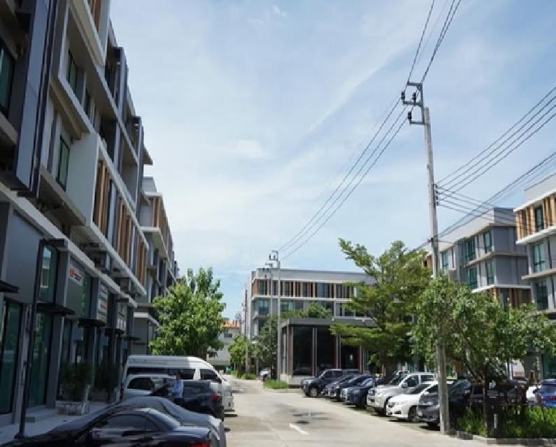 ให้เช่าโฮมออฟฟิศ / สำนักงาน 4 ชั้น โครงการ Nirvana@work ลาดพร้าว เกษตร-นวมินทร์ / เนอวาน่า แอท เวิร์ค / ถนนประเสริฐมนูกิจ 7