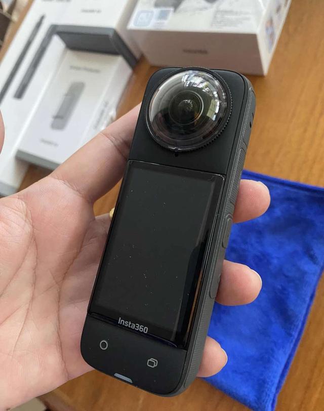 Insta 360 x4 4