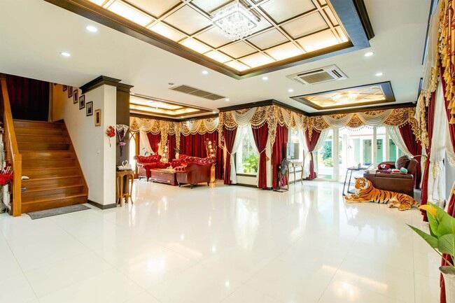 บ้านหรูพร้อมสระว่ายน้ำ บนที่ดินเกือบ 174 ตร.ว. ใกล้โรงเรียนนานาชาติ ราชพฤกษ์ โครงการ ลัดดารมย์ เอลิแกนซ์ ถูกออกแบบในสไตล์ Modern California 3