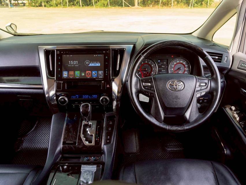 ขาย Toyota Alphard 2.5SC ปี20 11