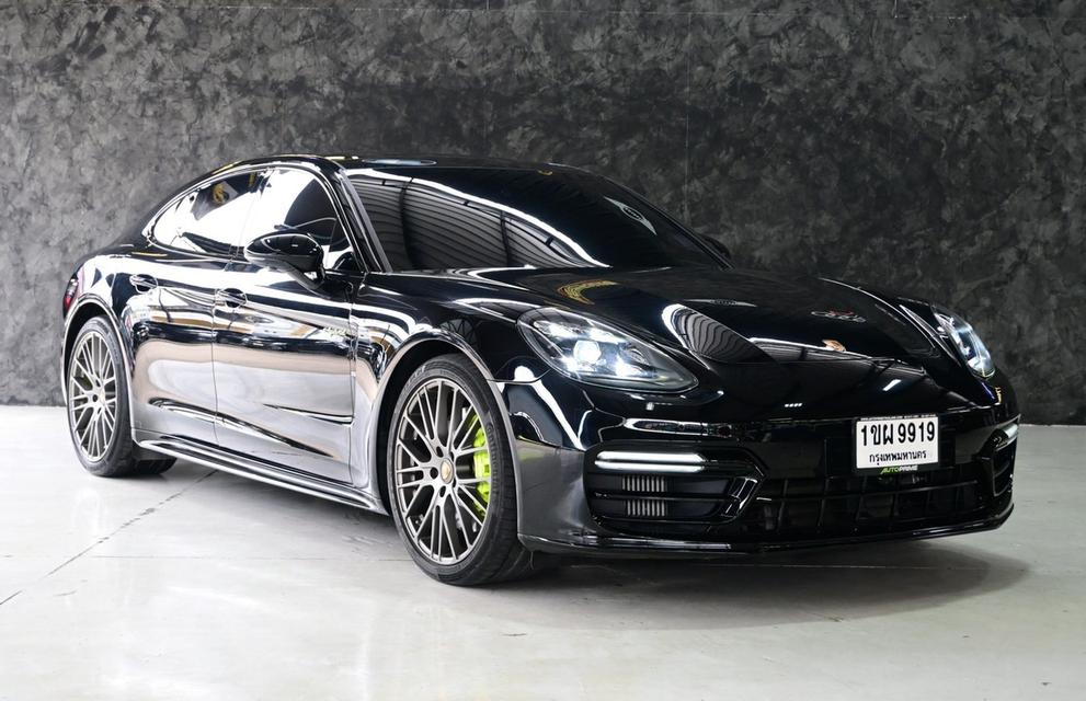 รหัสรถ JRS9919 PORSCHE PANAMERA E-HYBRID 2022