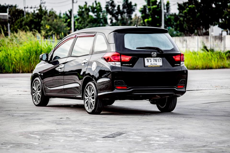 Honda Mobilio 1.5V ปี 2015 สีดำ 7 ที่นั่ง เกียร์ Auto 7