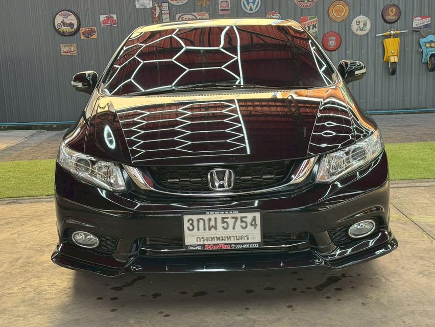 HONDA CIVIC 1.8 ES ปี 2014 ไม่มีชน จมน้ำ ไมล์แท้  พาช่างมาเช็คได้เลย บุ๊คเซอร์วิสครบ เช็คศูนย์ทุกระยะ