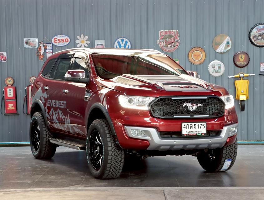 FORD EVEREST 3.2 TITANIUM+ 4WD ปี2016ตัวท็อปสุดของรุ่น  ชุดแต่งรอบคัน