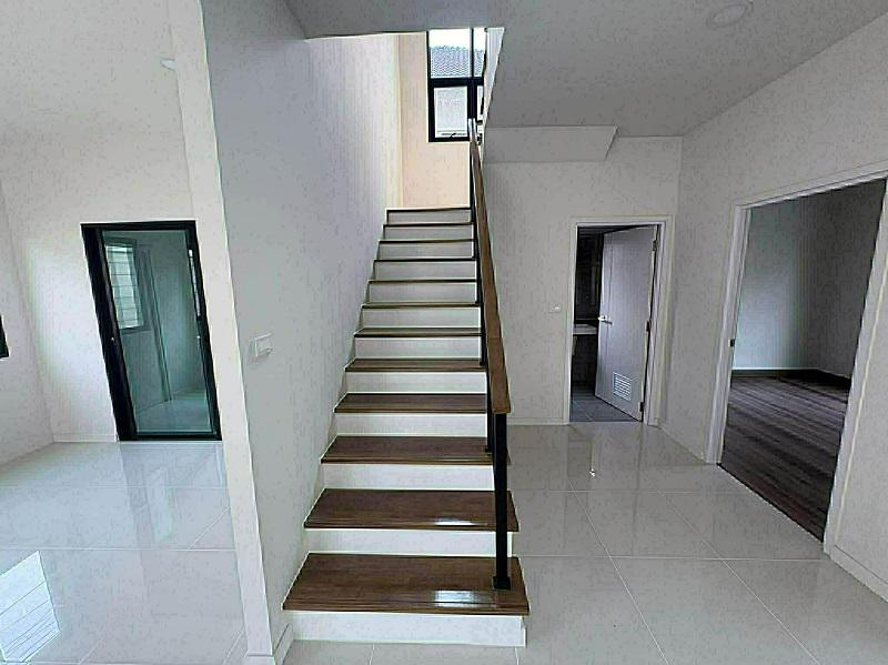 ขายและให้เช่าบ้านเดี่ยวหลังใหม่ Britania วงแหวน-เทพารักษ์ ใกล้วงแหวนถนนกาญจนาภิเษก สมุทรปราการ. 3