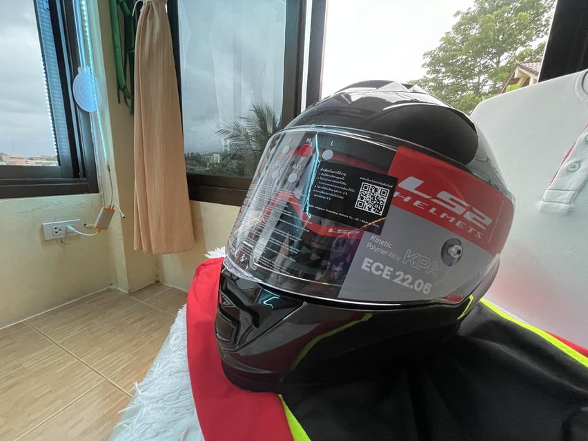 หมวกกันน็อคเต็มใบ LS2 รุ่น Storm II FF800 ลาย Solid Gloss Black