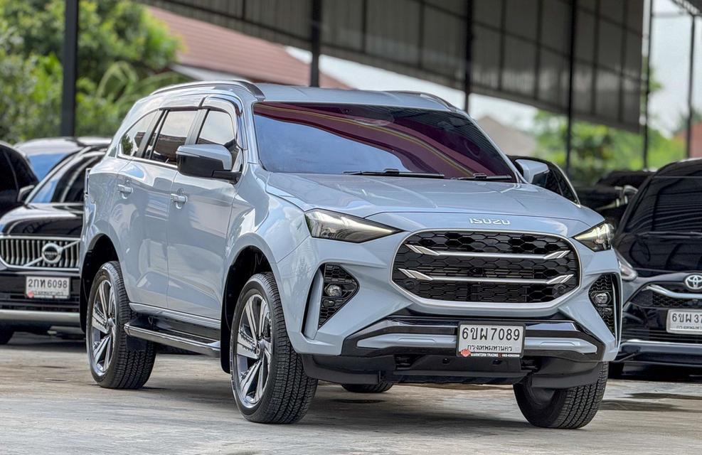 ปี 2024 ISUZU MU-X 2.2 ULTIMATE 2WD โฉม ปี24-ปัจจุบัน สีเทา ไมล์แท้ 6,259 km.Warranty ศูนย์ นาน 3 ปี 6