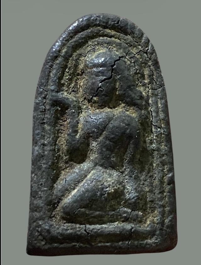 หลวงพ่อจง วัดหน้าต่างนอก พิมพ์นางกวัก เนื้อชินเขียว ชินตะกั่ว