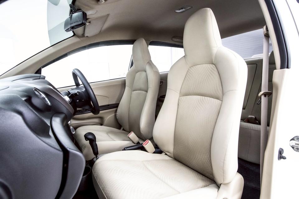  HONDA BRIO AMAZE 1.2 V 2014  5