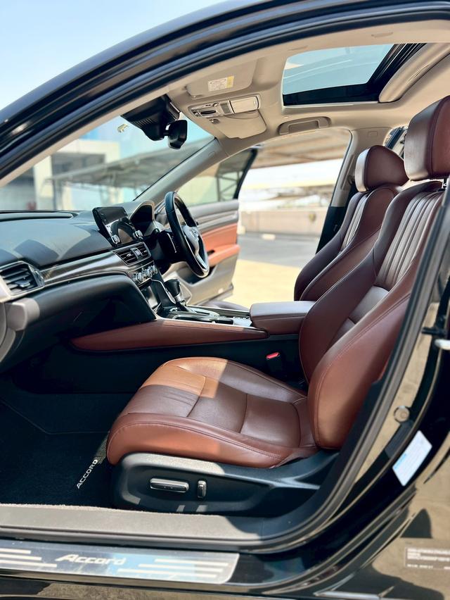 HONDA ACCORD 2.0 Hybrid TECH ปี2019 สีดำ 7