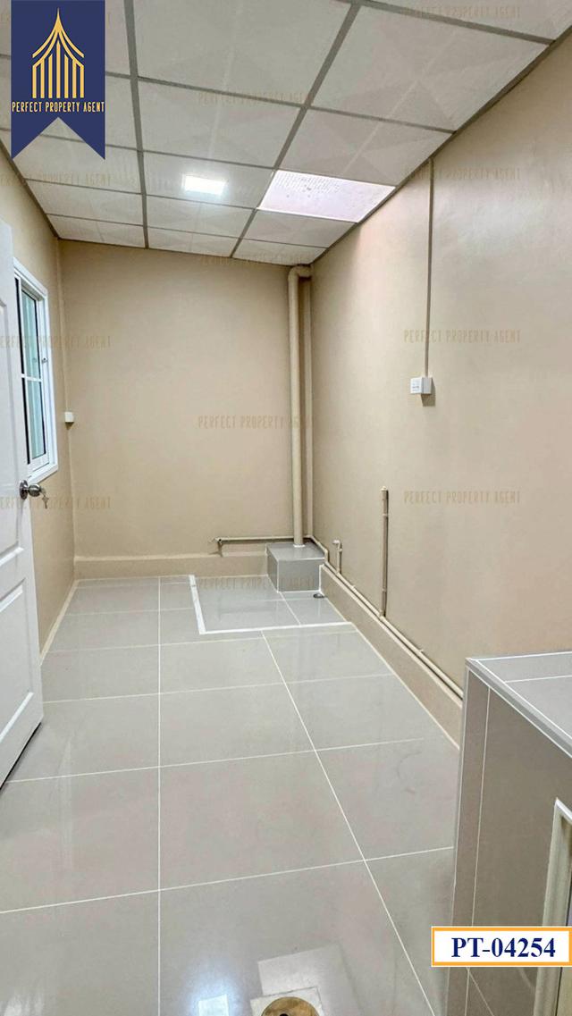 ขาย ทาวน์เฮ้าส์ บัวทอง 4 บางคูรัด บางบัวทอง นนทบุรี ชั้นเดียว 7