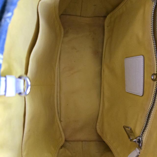 Coach denim with flower กระเป๋ามือสอง 7