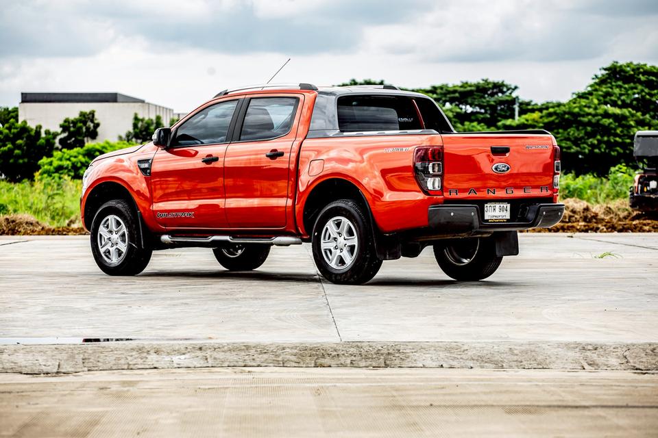 Ford Ranger 2.2 Wildtrak Hi-Lander Double Cab เกียร์ AT ปี 2015 สีส้ม  9
